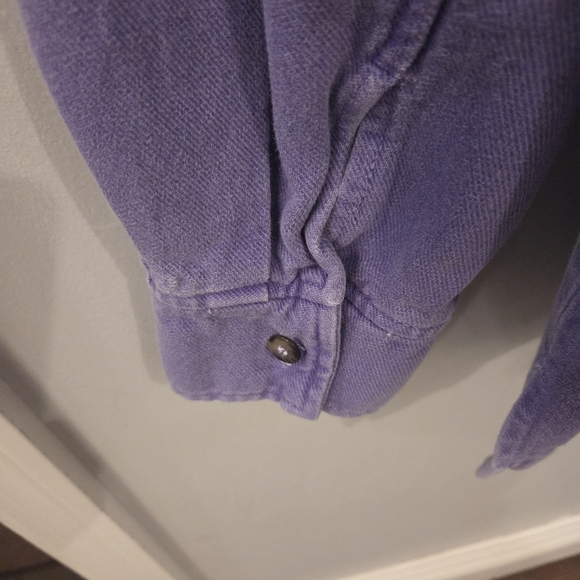 This is a vintage 1990s purple long-sleeved button-up shirt with a southewest De - Picture 6 of 6